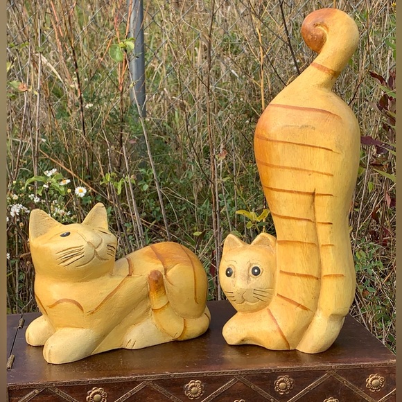 Set of 2 Artisan Folk Art Carved Solid Wooden Vintage Striped Cat Figurines - Picture 14 of 16